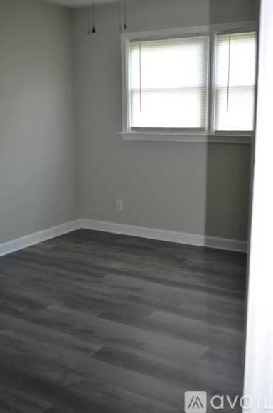 Main picture of 205 Douglas St