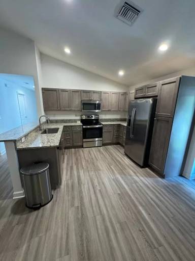 Main picture of 2300 86th Dr