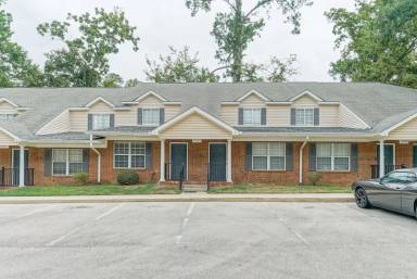 Main picture of 241 Dixie Dr