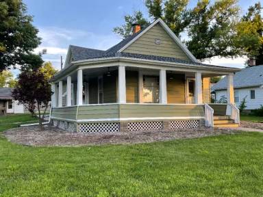 Main picture of 1311 Central Ave