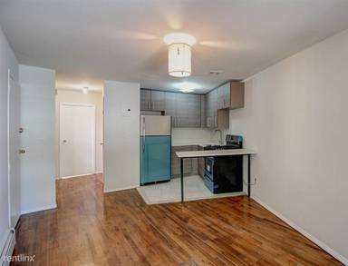 Main picture of 946 Fulton St