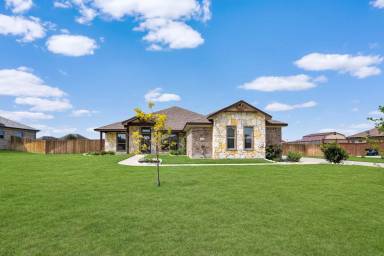 Main picture of 4326 Green Creek Dr