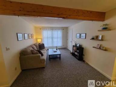 Main picture of 31 Glenwood Dr