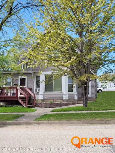Main picture of 365 3rd Ave NW