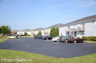 Main picture of 902 Fotis Dr