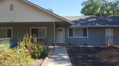 Main picture of 14560 Walnut Ave
