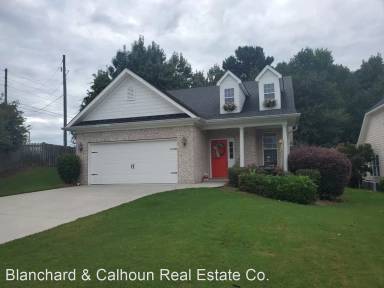Main picture of 701 Bonnie Oaks Ln