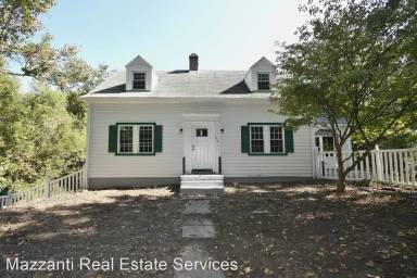 Main picture of 362 Vermont Ave