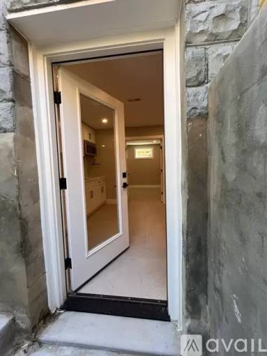 Main picture of 2215 Lawrence St NE