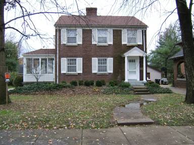 Main picture of 910 Rosemary Dr