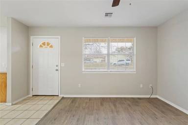 Main picture of 601 Dogwood St