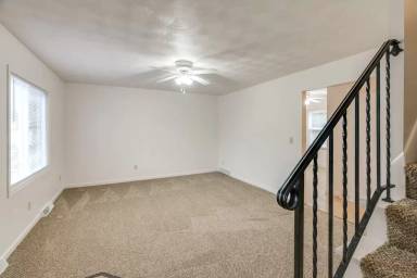 Main picture of 5001 Manchester Rd
