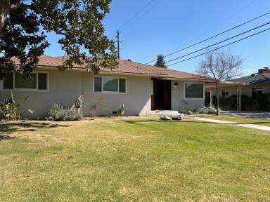 Main picture of 2424 Cedar St