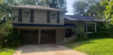 Main picture of 9242 Mackey St