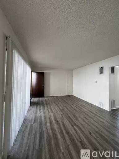 Main picture of 316 W Queen St
