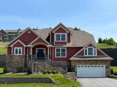 Main picture of 22 Woodcott Dr