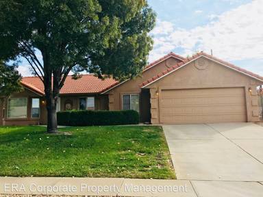 Main picture of 304 Prickley Pear Dr