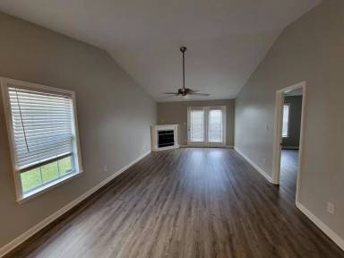 Main picture of 1234 Longpoint Dr
