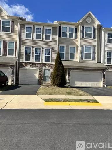 Main picture of 25113 Sweet Myrtle Sq