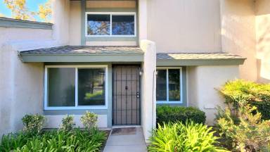 Main picture of 1586 Honeywood Ct