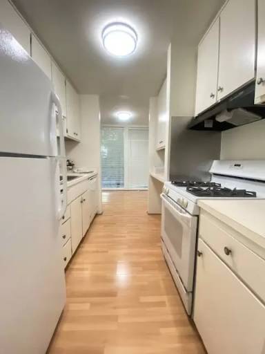 Main picture of 2700 Le Conte Ave