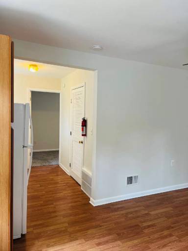 Main picture of 952 Davis St