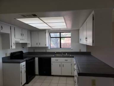 Main picture of 1477 Hampton Way
