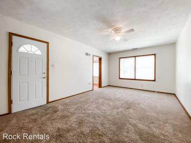 Main picture of 618 W 6th Ave