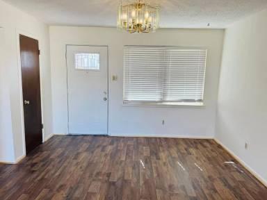 Main picture of 5030 53rd St
