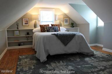 Main picture of 1814 Bide a Wee Park Ave