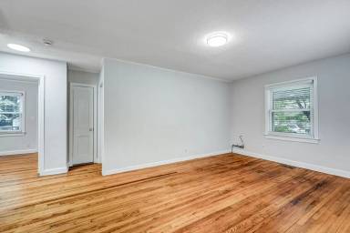 Main picture of 2735 Robin Hood Dr