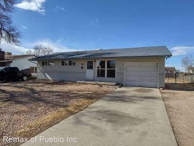 Main picture of 3121 San Isabel Ave