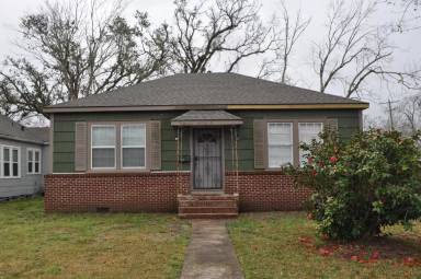 Main picture of 1002 10th St