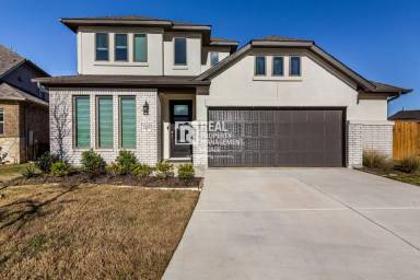 Main picture of 2105 Bonavista Way
