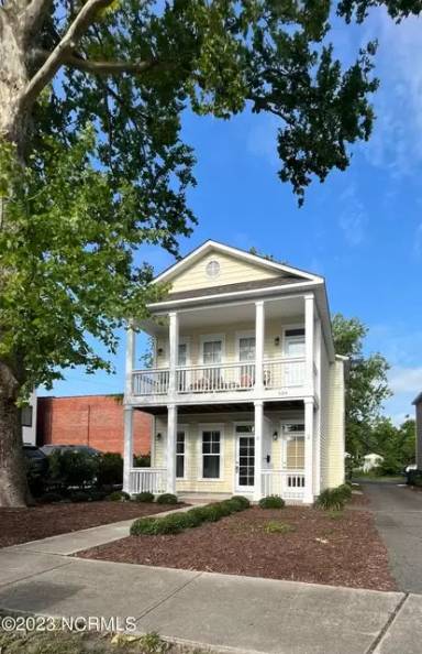Main picture of 504 S 10th St