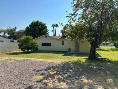 Main picture of 1419 S College Ave
