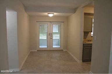 Main picture of 2877 Belair Rd W