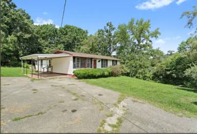 Main picture of 225 Bland St