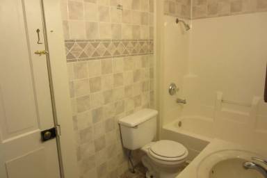 Main picture of 100 S 14th St