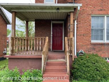 Main picture of 832 Vankirk St
