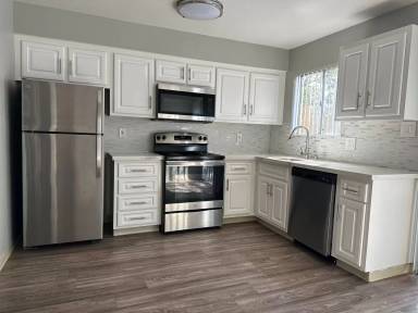 Main picture of The Pointe Townhomes