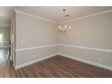Main picture of 301 Buxton Ln
