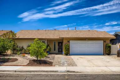 Main picture of 749 Sherwood Dr