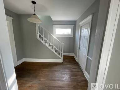 Main picture of 75 Inwood Pl