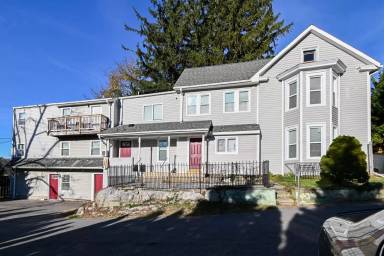 Main picture of 25472 Military Rd