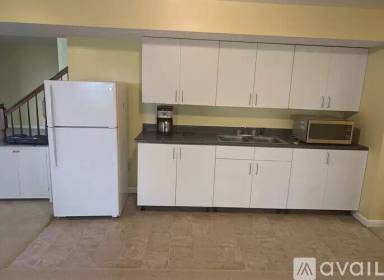 Main picture of 2830 Powell Dr