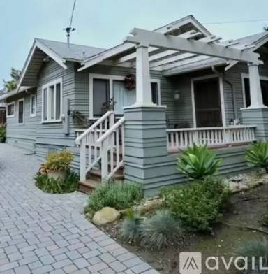 Main picture of 316 W Victoria St