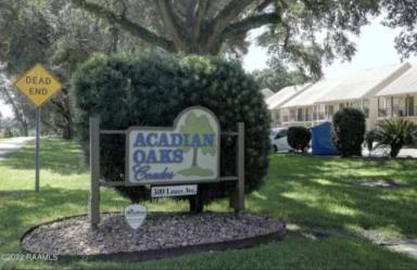 Main picture of 300 Lozes Ave