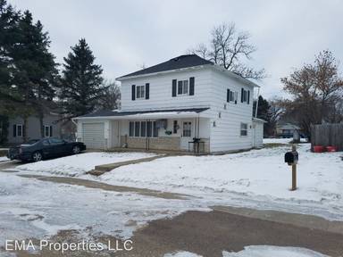 Main picture of 314 Main St S