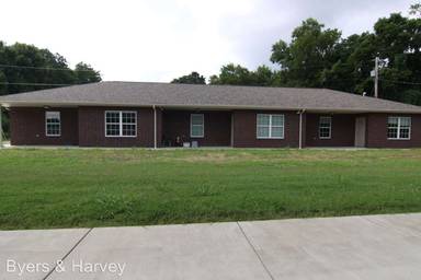 Main picture of 912 Martin St